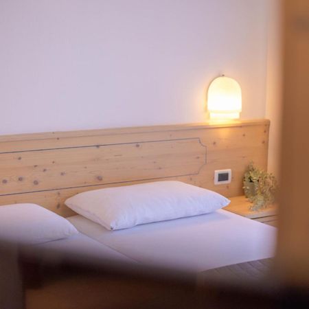 Comano Vacanze Appartamenti 科马诺泰梅 外观 照片