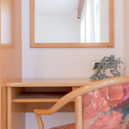 Comano Vacanze Appartamenti 科马诺泰梅 外观 照片
