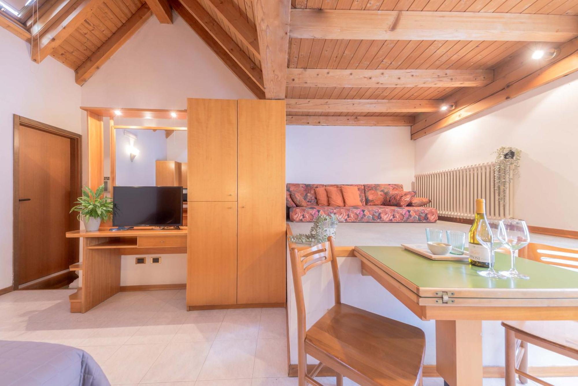 Comano Vacanze Appartamenti 科马诺泰梅 外观 照片